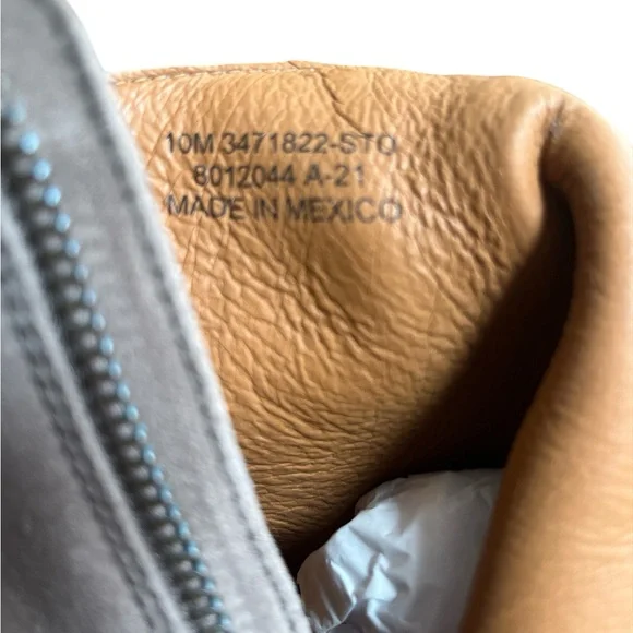 FRYE GRAY SUEDE ANKLE BOOTIES NEVER WORN - Picture 6 of 7